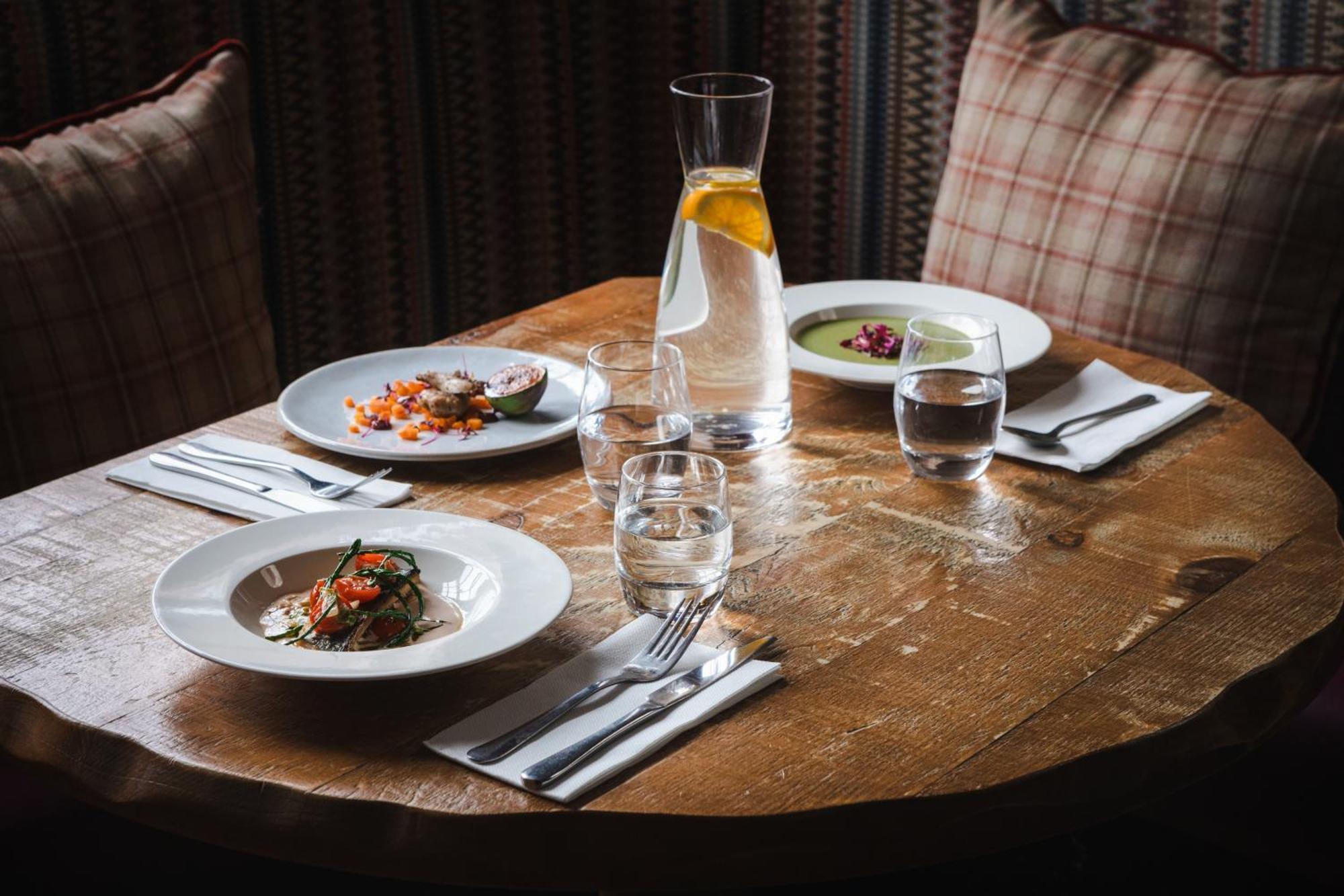 The Pilsley Inn - Chatsworth باسلو المظهر الخارجي الصورة