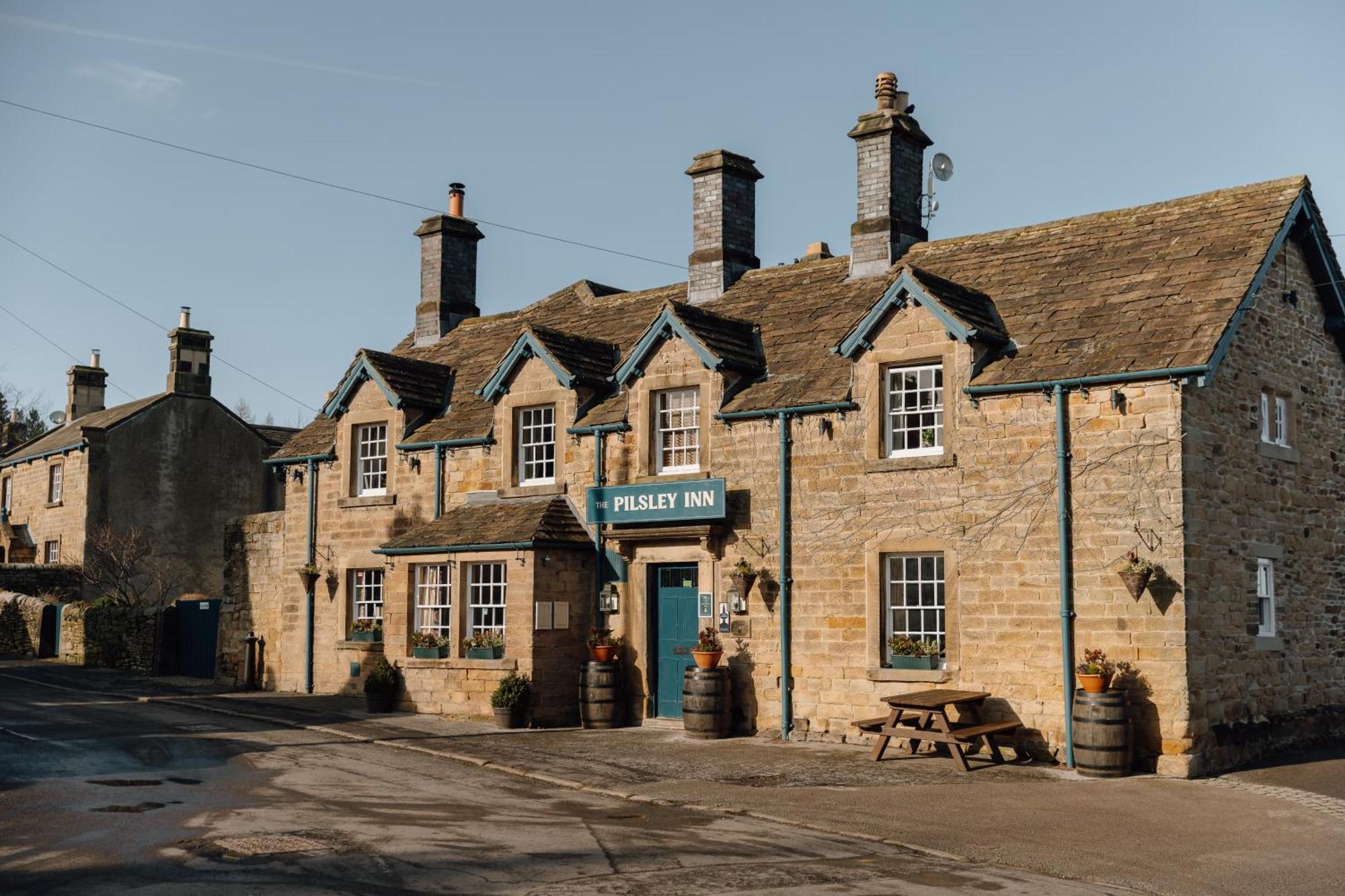 The Pilsley Inn - Chatsworth باسلو المظهر الخارجي الصورة