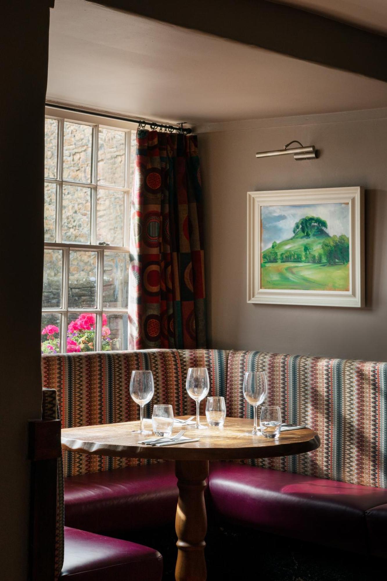 The Pilsley Inn - Chatsworth باسلو المظهر الخارجي الصورة