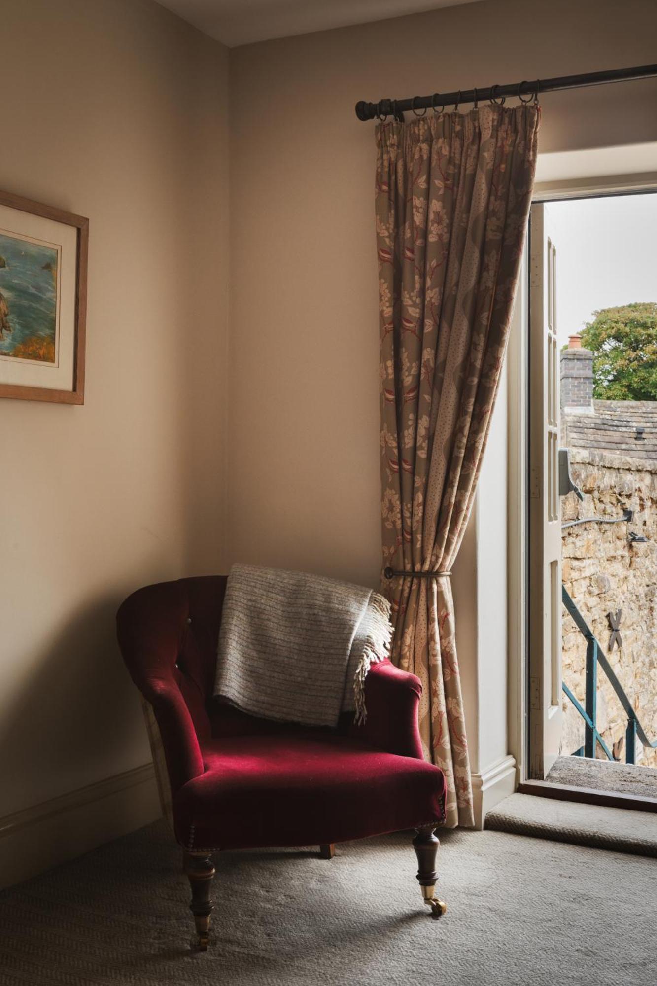 The Pilsley Inn - Chatsworth باسلو المظهر الخارجي الصورة