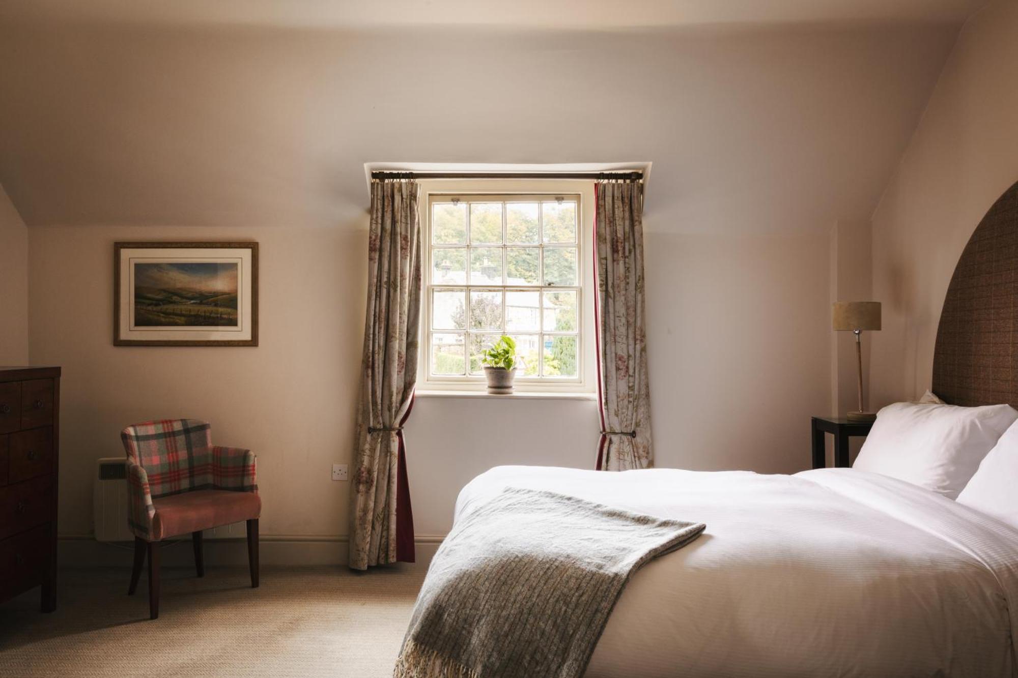The Pilsley Inn - Chatsworth باسلو المظهر الخارجي الصورة
