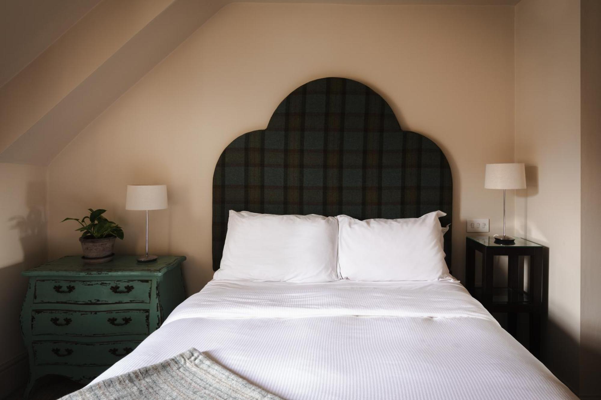 The Pilsley Inn - Chatsworth باسلو المظهر الخارجي الصورة