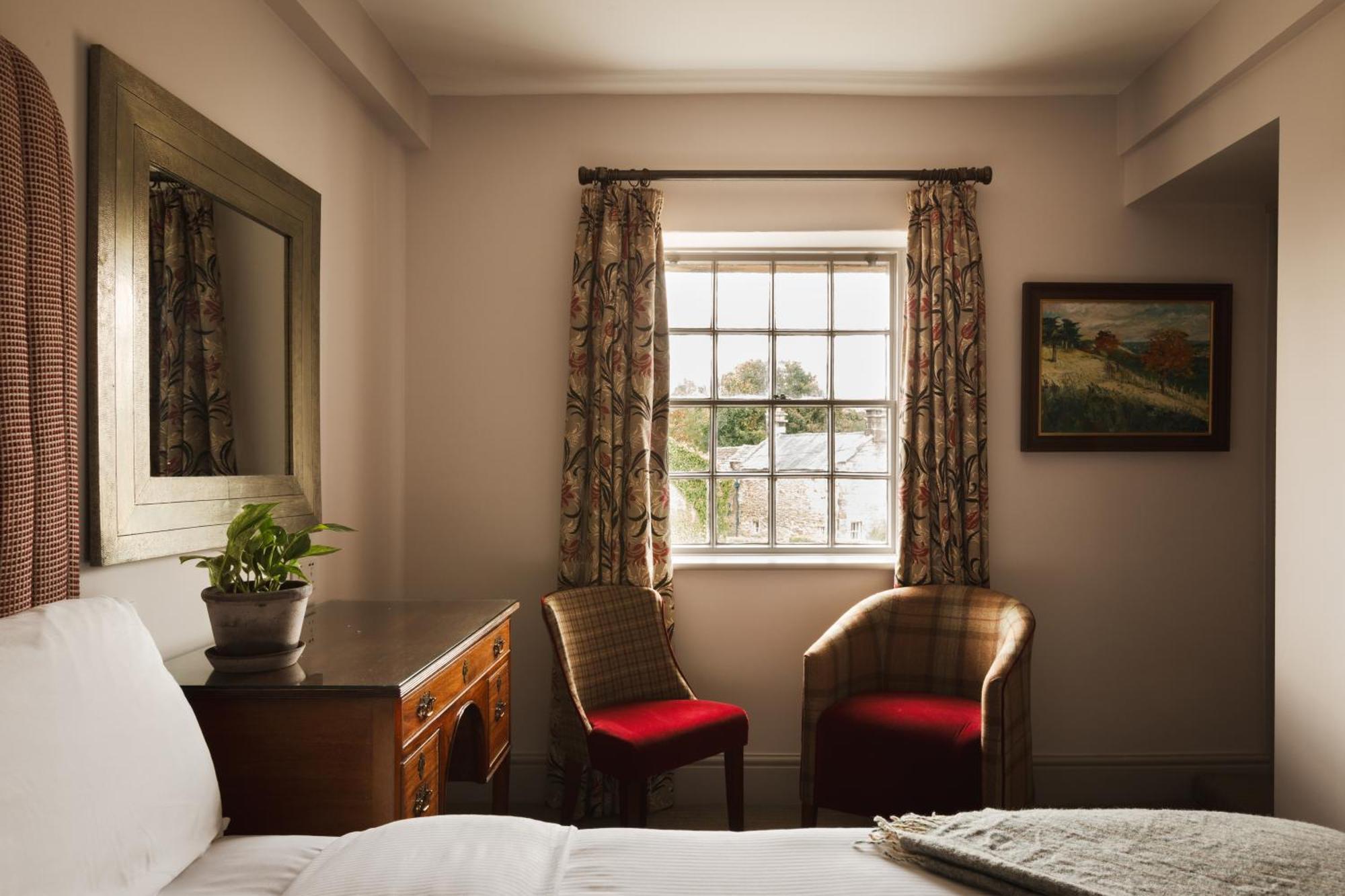 The Pilsley Inn - Chatsworth باسلو المظهر الخارجي الصورة